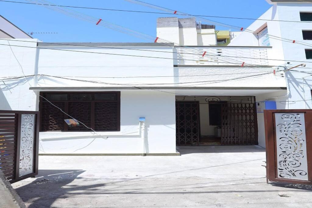 Heritage Home With 2 Bed/2 Bath With Kitchen In A Residential Neighborhood. Madurai Exterior photo